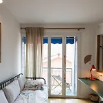 Atelier St Didier-spacieux Avec Grand Balcon-saone アパート