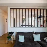 Atelier St Didier-spacieux Avec Grand Balcon-saone アパート