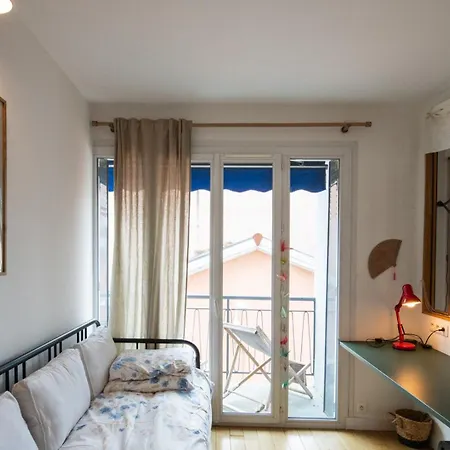 Atelier St Didier-spacieux Avec Grand Balcon-saone Apartament