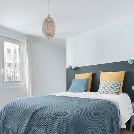 Apartament Atelier St Didier-spacieux Avec Grand Balcon-saone